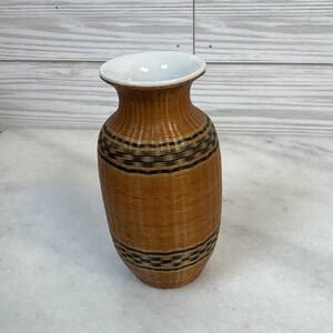 Vintage Mid-Century FINE Rattan Woven Bamboo Encased Chinese Porcelain Vase 4"